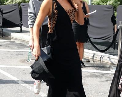 5 пар кроссовок с распродажи которые пригодятся и следующей весной