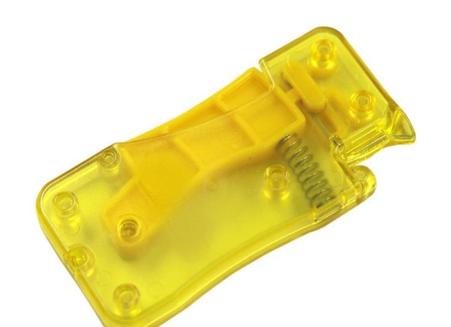 Нитевдеватель бывает автоматическим